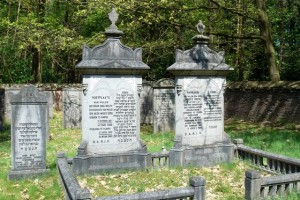 Enkele grafstenen vertellen hun verhaal
