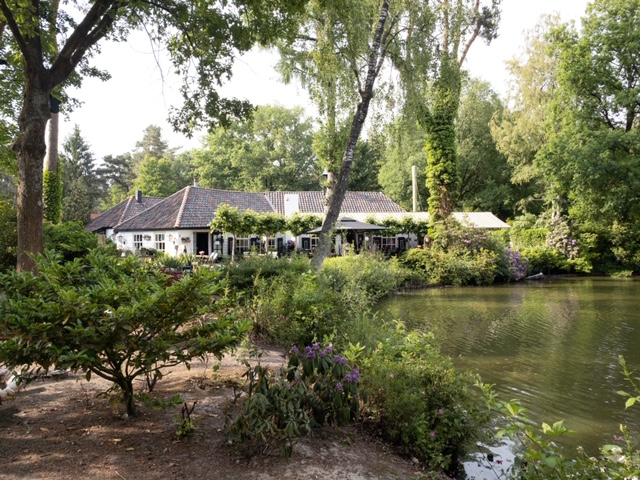 Heerlijke aspergegerechten en ook andere heerlijkheden bij Boshuys Hermitage Oisterwijk *