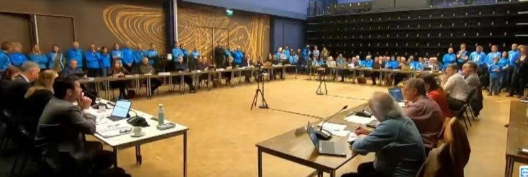 Onduidelijk verschil in overzicht nevenfuncties raadsleden