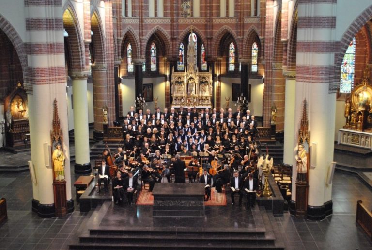Muzikale beleving met Passieconcert in Petruskerk Oisterwijk