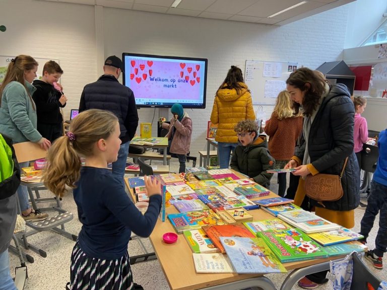 Duizend euro naar Make-A-Wish van basisschoolkinderen Pannenschuur