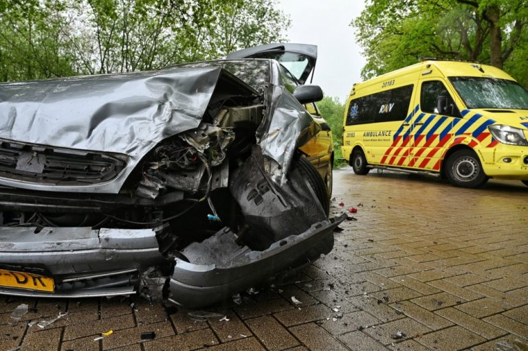 Gewonde bij aanrijding Heusdensebaan