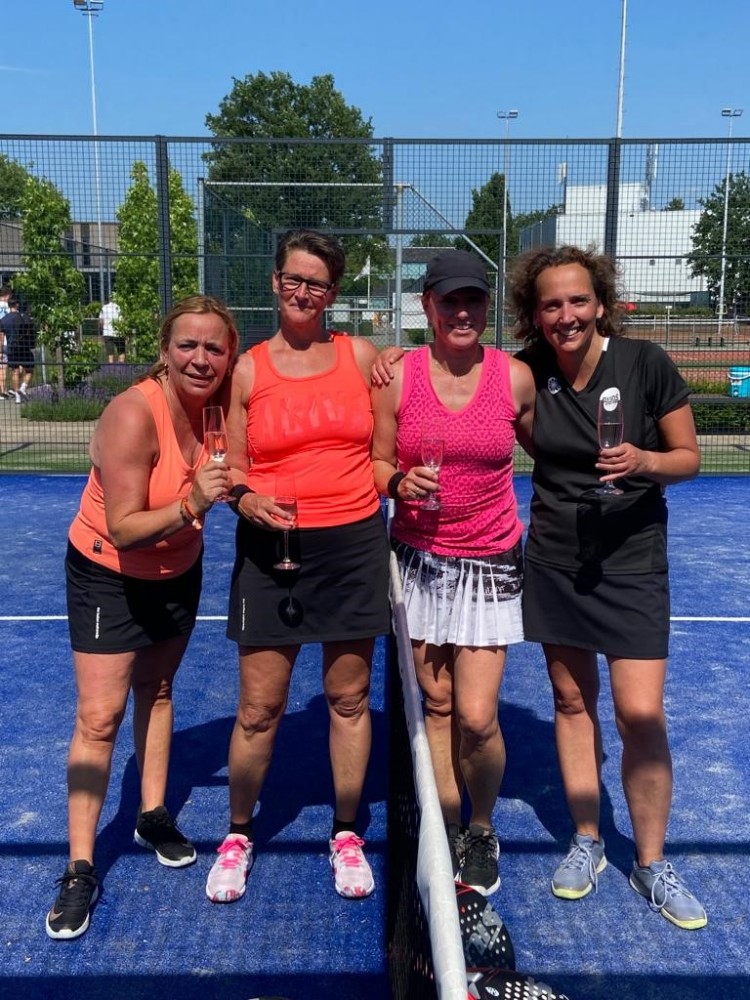 Met 32 graden werd de finale gespeeld van de clubkampioenschappen bij Sla Raak Oisterwijk