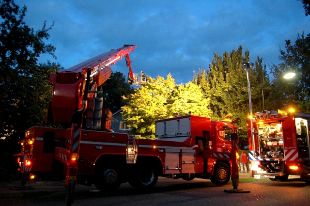 Schoorsteenbrand Haaren snel geblust