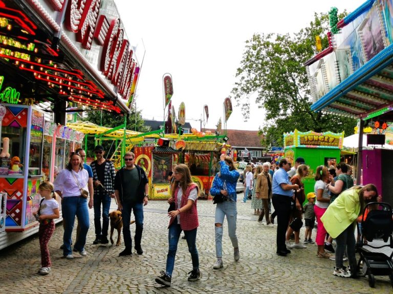 Kermis Moergestel kleurrijk afgesloten