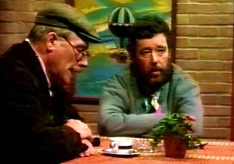 Beeldbank Oisterwijk: Al 25 jaar bij de tijd met Het Schurend Scharnierke 1998