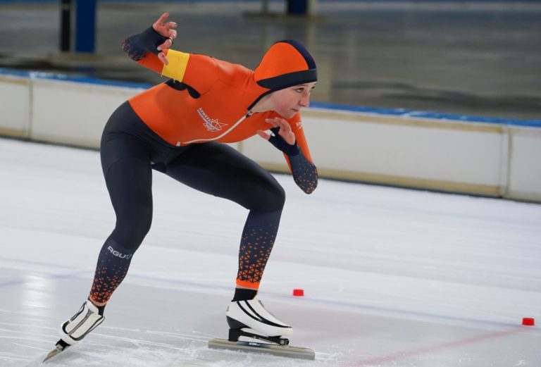 Karlijn Schellekens verbeterde twee clubrecords schaatsclub De Vennen Moergestel
