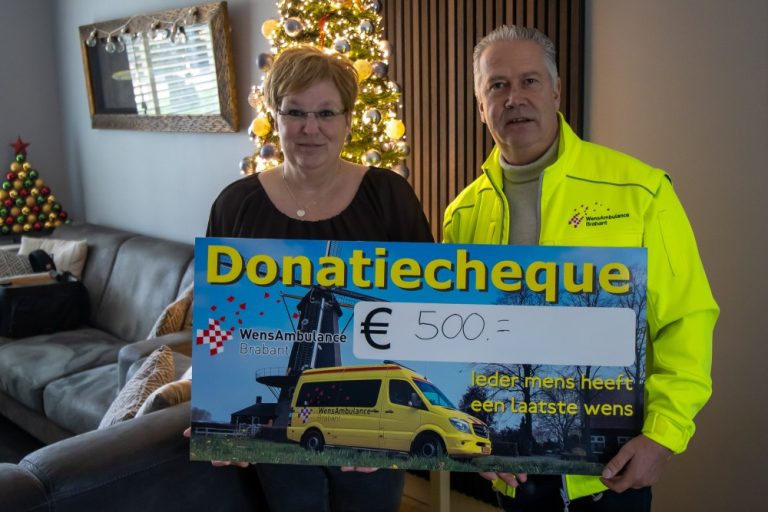 Boek over ziekteperiode brengt donatie op voor wensambulance