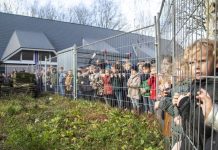 Eerste paal voor koppeling twee schoolgebouwen Pannenschuur