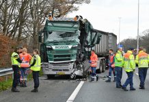 Aanrijding met twee vrachtwagens op A58 bij Moergestel