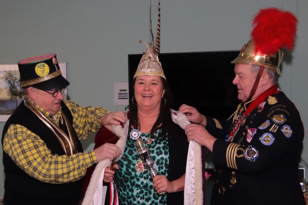 Brandwachter en Döllekeswachter op bezoek bij Prinses van De Vloet