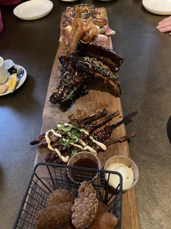 Opkikker aan tafel is niet te versmaden