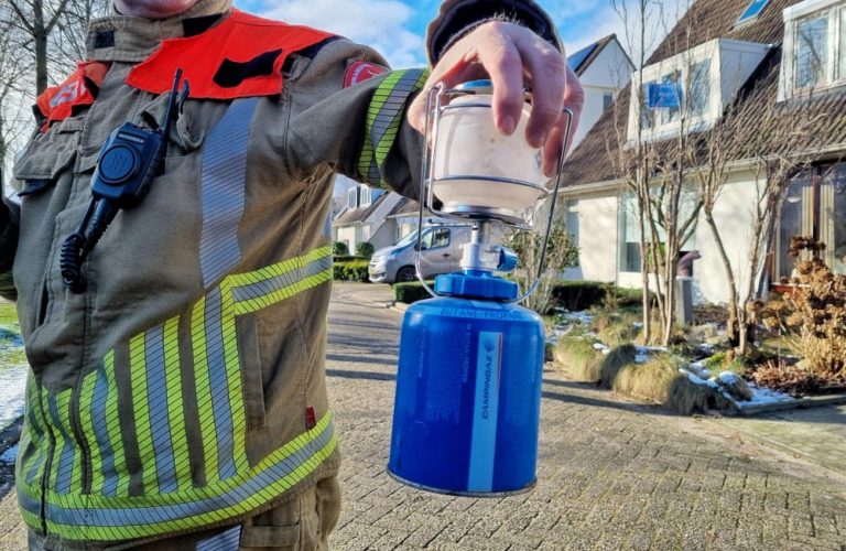 Gaslucht komt van gaslampje in meterkast woning Pannenschuur Oisterwijk