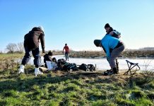 Eerste schaatsers op natuurijsbaan Moergestel