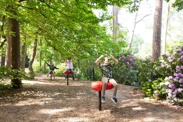 Help de kinderen van De Hondsberg met hun belevingstuin tijdens NLdoet