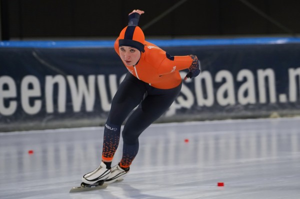 Karlijn Schellekens en Thomas van Berkel van Moergestelse schaatsclub naar NK