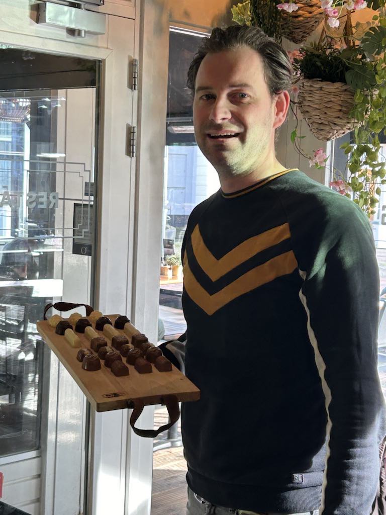 Opkikker aan tafel bezoekt Oisterwijkse Lind