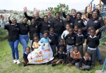 Oisterwijkse meester bakker Robèrt van Beckhoven op bezoek bij MAMAS in Zuid-Afrika