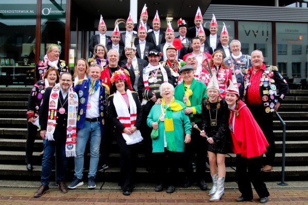 Hele berg uitblinkers in aanloop naar carnaval in Döllekesgat geridderd