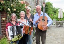 Zomeravondconcert door Elckerlyc Speellieden in Oisterwijks kerkje