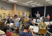 Muzikale kansen met informatie op muziekmarkt