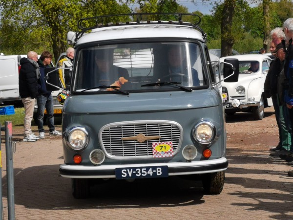 Mooie Tweetaktdag met oldtimers in Moergestel