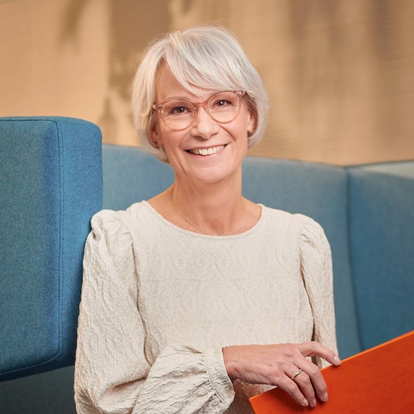 Oisterwijkse schrijft boek over overprikkeling en stress