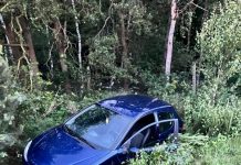 Auto van de weg op A58 bij Moergestel