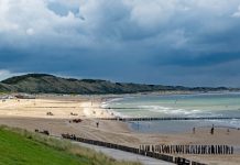 Nieuwe expositie over zon, zee en zomer in Zeeland