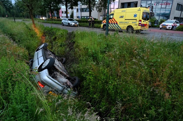 Vrouw gewond naar ziekenhuis na ongeval in Oisterwijk