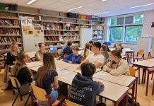 Lokale politici in gesprek met VMBO-jongeren Durendael