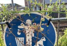 Ruim je hondenpoep op!