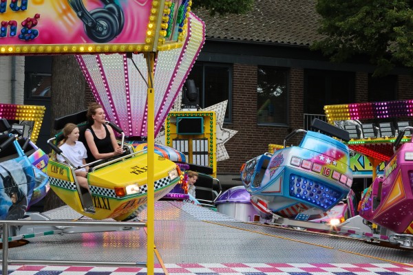 Geniet van de Oisterwijkse kermis! (+ Video)