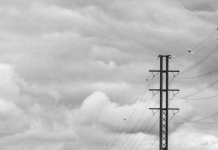 Wil je besparen op je energierekening? Hier zijn 4 tips om over te stappen *