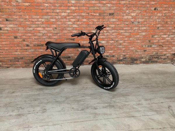 Hoe kies je tussen de Ouxi V9 en Ouxi V8 voor dagelijks gebruik in Nederland? *