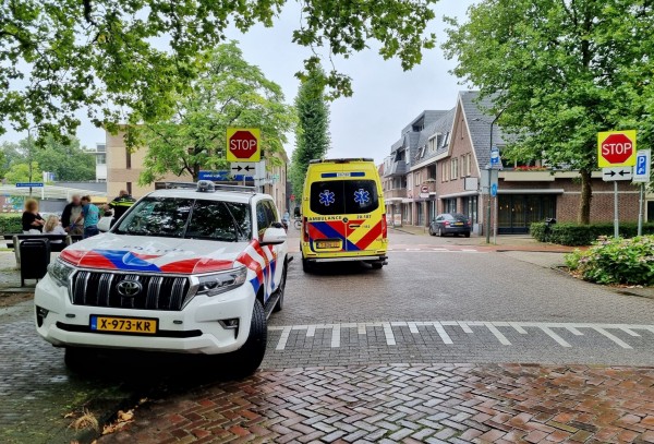Fietsster aangereden op rode fietspad in Oisterwijk