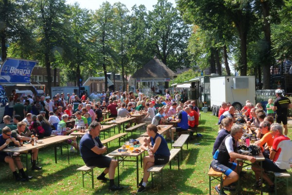 Brabants Mooiste met wielertocht door Oisterwijk