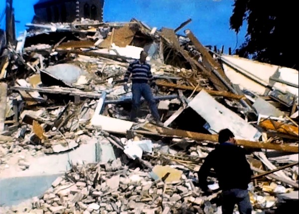 Beeldbank Oisterwijk: Sloop Villa De Huifkar, 1987 – Korte versie