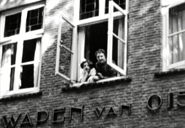 Maand van de Geschiedenis: Vakantie in Oisterwijk, 1939 in ‘nep’ zwart-wit