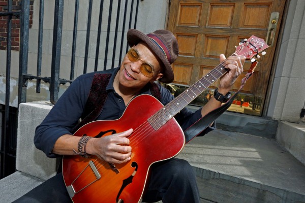 Guy Davis met blues uit USA bij GUO Oisterwijk