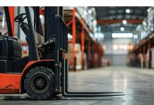 Waar moet je op letten bij het huren van een heftruck? *