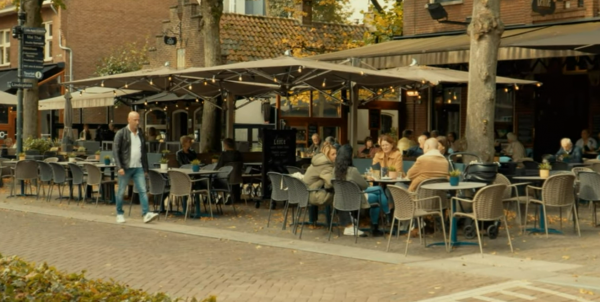 Jack van Gestel neemt nieuwe clip op in Oisterwijk