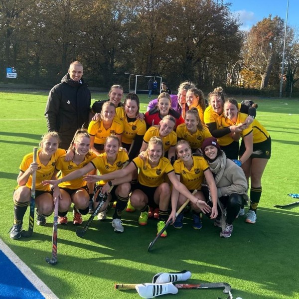 Hoco dames 1 neemt drie punten mee naar huis