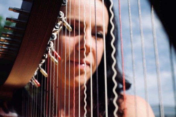Lakshmi met klassiek en Celtic harp en songs