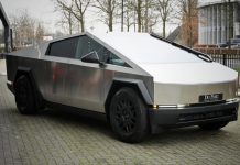 Voor Nederland unieke Tesla Cybertruck te koop in Oisterwijk
