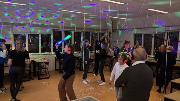 Jaarlijkse Kerstactie 2College Durendael Oisterwijk