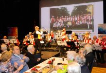 Kerstviering voor senioren 70 jaar een begrip in Oisterwijk (+ filmpjes!)