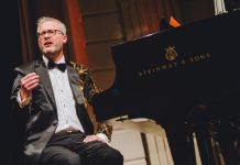 Meesterlijke Melodieën door Erik Koster in Tiliander Oisterwijk