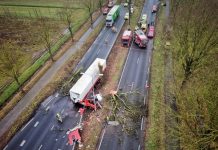 N65 bij Oisterwijk Haaren weer vrij na ongeval met vrachtwagen (Update)