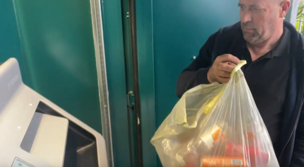 Bulkautomaat voor statiegeld in Moergestel in gebruik genomen (+ Video)